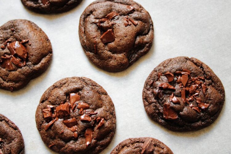chocolate cookies with big chocolate chunks